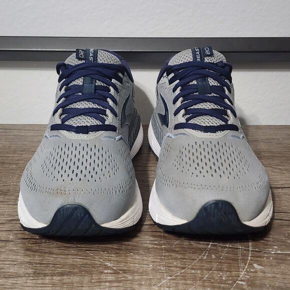 Brooks Beast 20 Men's Athletic Walking Shoes Sneakers Size 10.5 Gray Medium - Picture 2 of 9